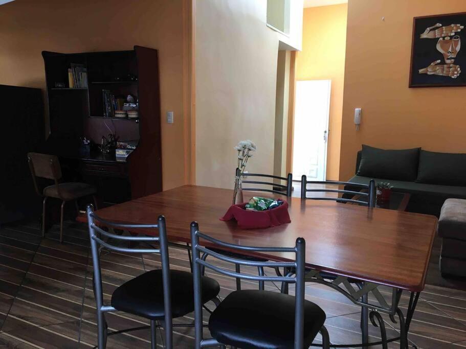 Acogedor Departamento En Centro Historico-cuenca Apartment *